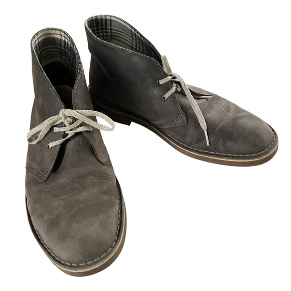 Clarks Bushacre II Chukka Boots 10.5 M Gray suede Lace Up Ankle - Picture 2 of 7